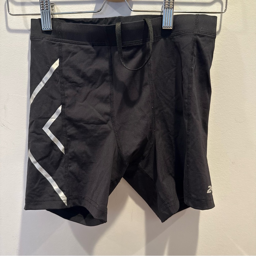 2xu Core Compression 1/2 length tight